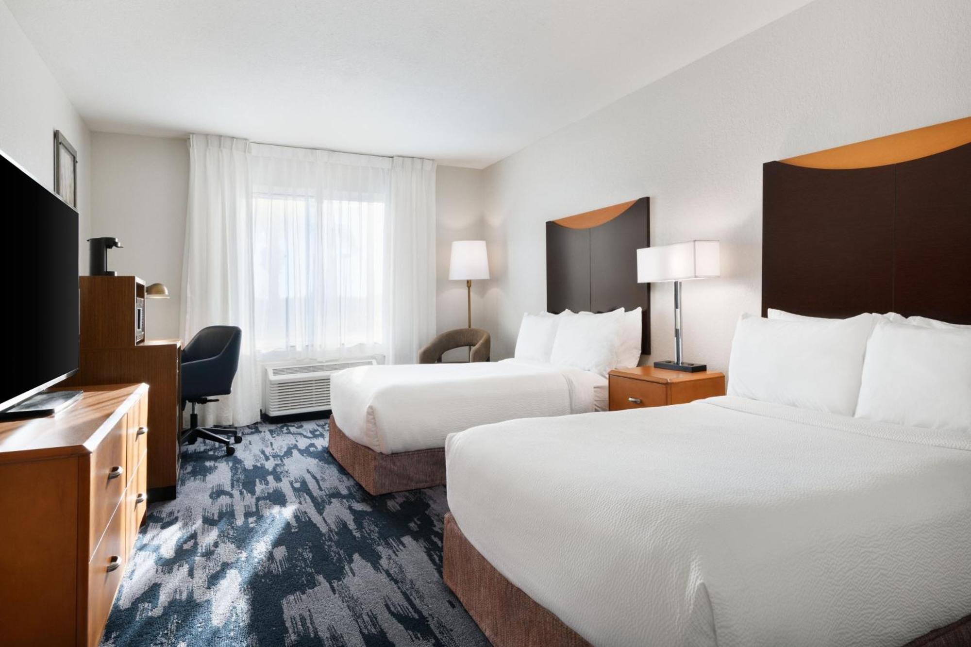 Double Room Two Double Beds Roll Shower Mobility Access or Hearing Accessible,1559650738:JPEG